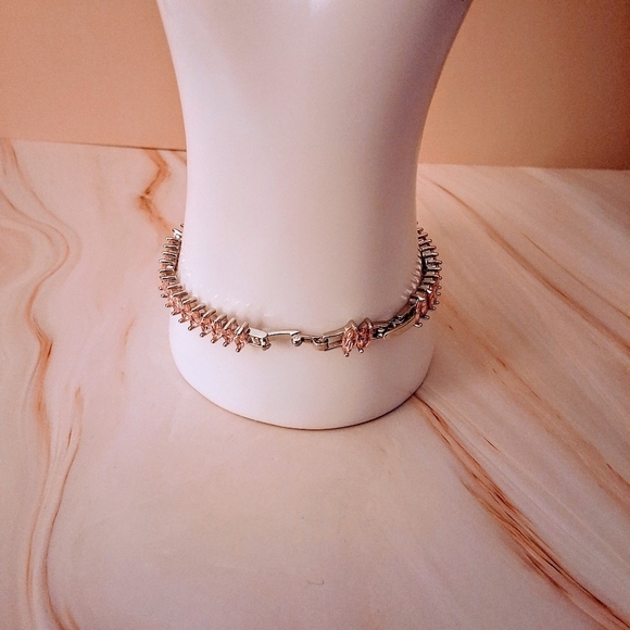 Pretty Bird 18K White Gold Plated Pink Crystal Bracelet - Picture 14 of 16